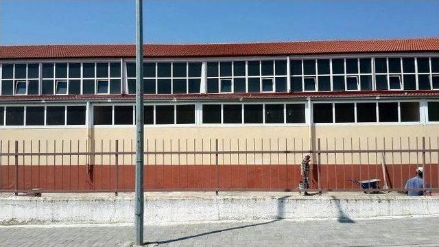 Çine Spor Salonundaki Bakım Onarım Çalışmalarında Sona Yaklaşıldı