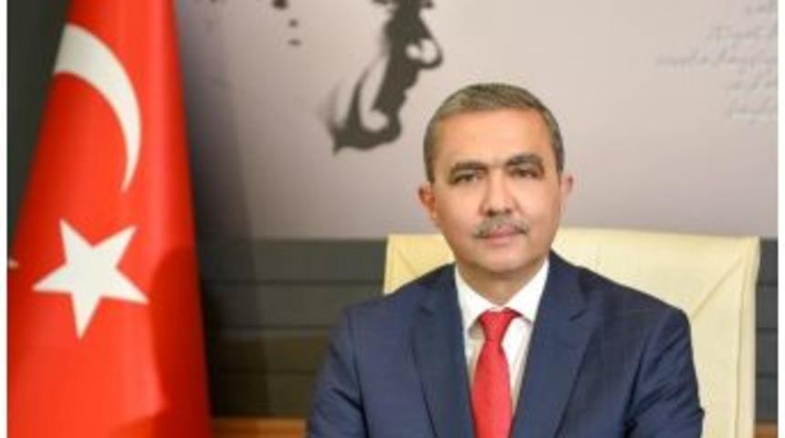 Rekt&ouml;r G&uuml;ven&ccedil;&rsquo;ın Mercidabık Zaferi 500. Yıl Kutlama Mesajı