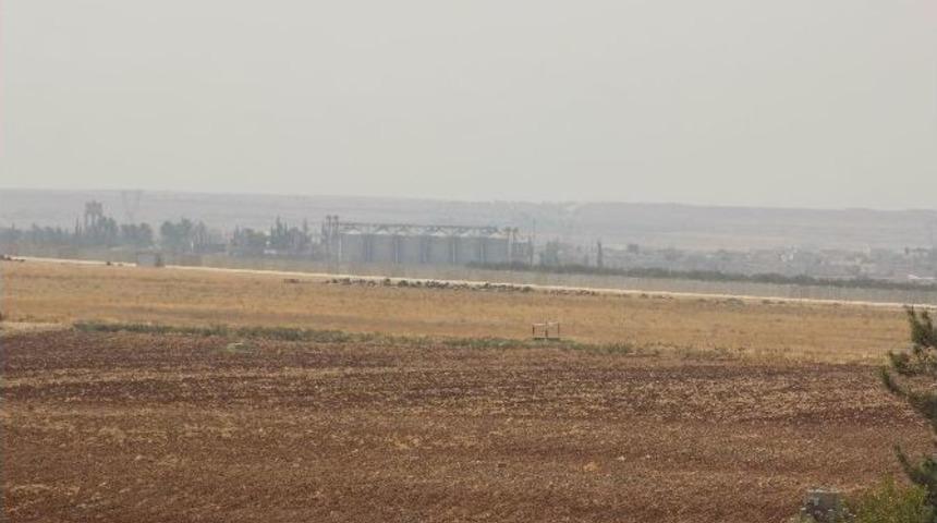 Ter&ouml;r &Ouml;rg&uuml;t&uuml; Işid Mevzileri Aralıklarla Vuruluyor