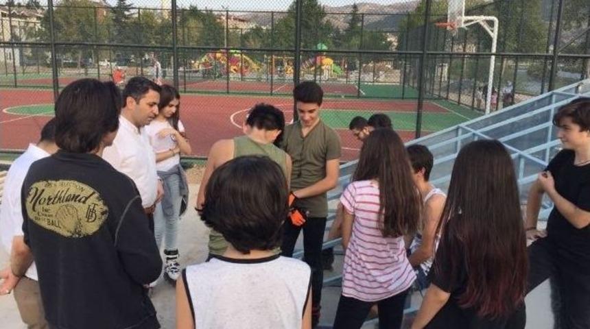 Başkan Eroğlu, Gen&ccedil;lerin Skypark Talebine Duyarsız Kalmadı