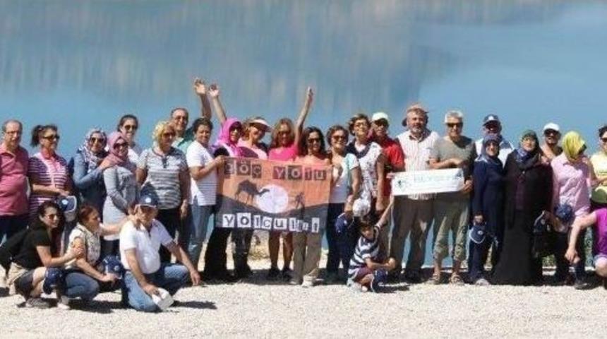 Beyşehirli Ve Antalyalı Doğaseverlerden Ermenek&rsquo;te Doğa Y&uuml;r&uuml;y&uuml;ş&uuml; Etkinliği
