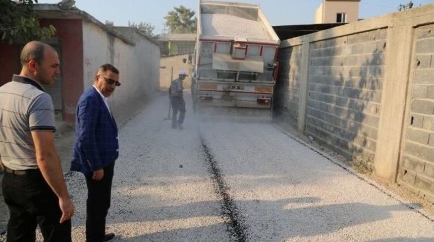 Y&uuml;reğir&rsquo;in &Ccedil;otlu Mahallesi&rsquo;nde T&uuml;m Sokakla Asfaltlanıyor