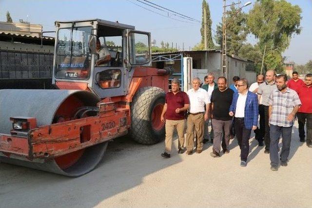 Yüreğir’in Çotlu Mahallesi’nde Tüm Sokakla Asfaltlanıyor