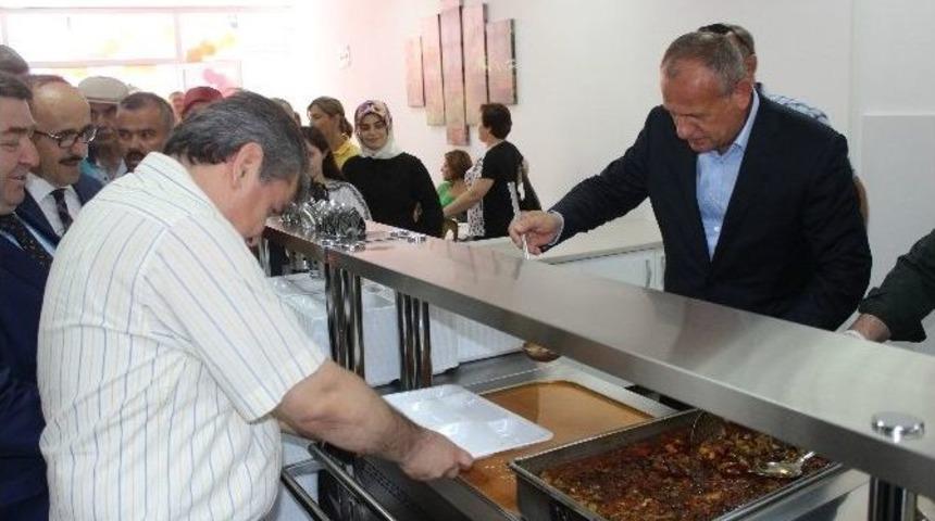 Aş Evi Ve 60 Yaş &Uuml;st&uuml; Yaşam Alanını A&ccedil;ılışı Yapıldı