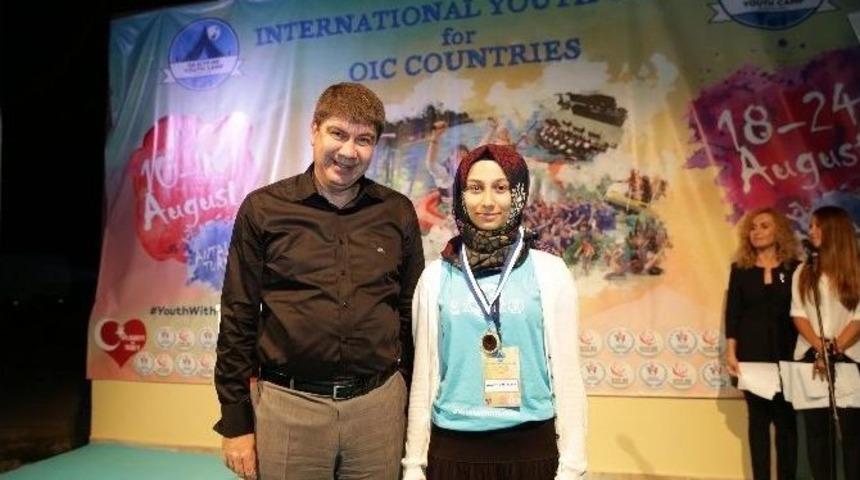 Uluslararası Gen&ccedil;lik Kampı Antalya&rsquo;da Toplandı