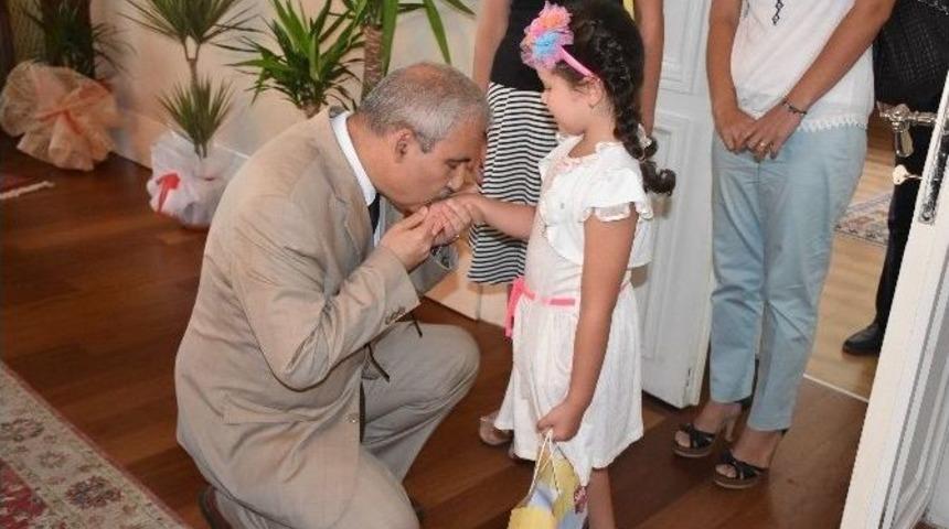 Vali Güvençer Konuklarını Ağırladı