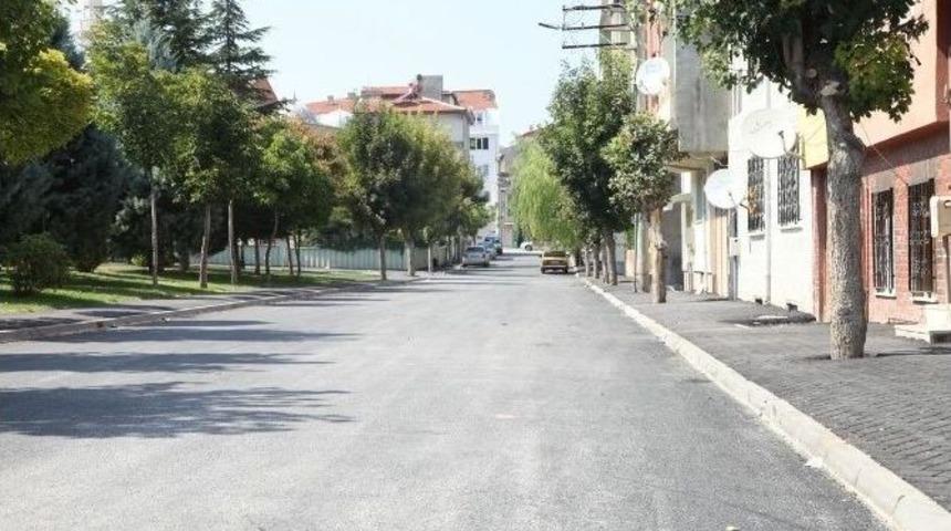 Emek Mahallesi 40 G&uuml;n S&uuml;ren &Uuml;st Yapı &Ccedil;alışmaları İle Yeni Bir &Ccedil;ehre Kazandı