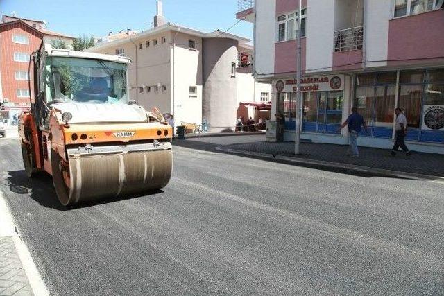 Emek Mahallesi 40 Gün Süren Üst Yapı Çalışmaları İle Yeni Bir Çehre Kazandı