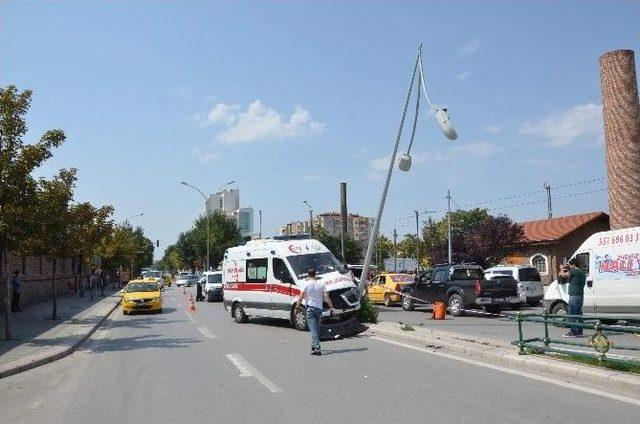 Eskişehir’de Ambulans Kazası