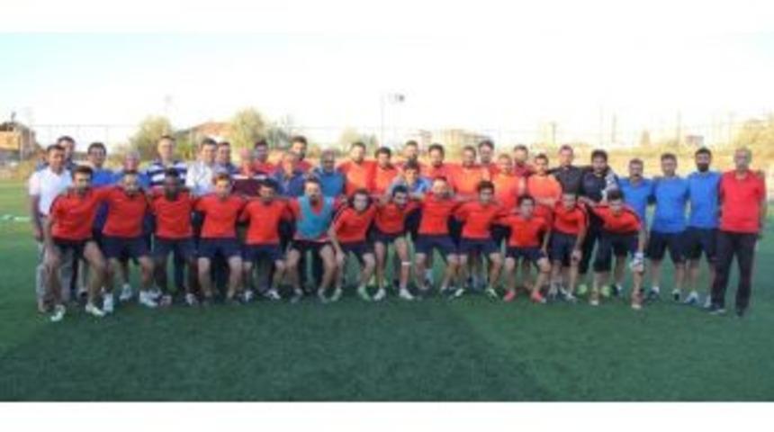 Yeşilyurt Belediyespor Hazırlık Ma&ccedil;ında Galip