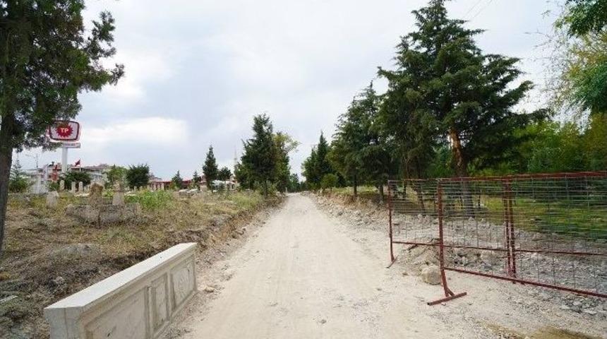 Sancaktar Mezarlığında &Ccedil;evre D&uuml;zenleme &Ccedil;alışmaları Başlatıldı