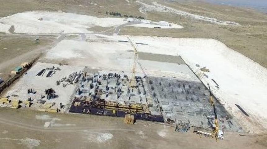 B&uuml;y&uuml;kşehir&rsquo;in Dev Yatırımı Canlı Hayvan Borsasının Yapımı S&uuml;r&uuml;yor