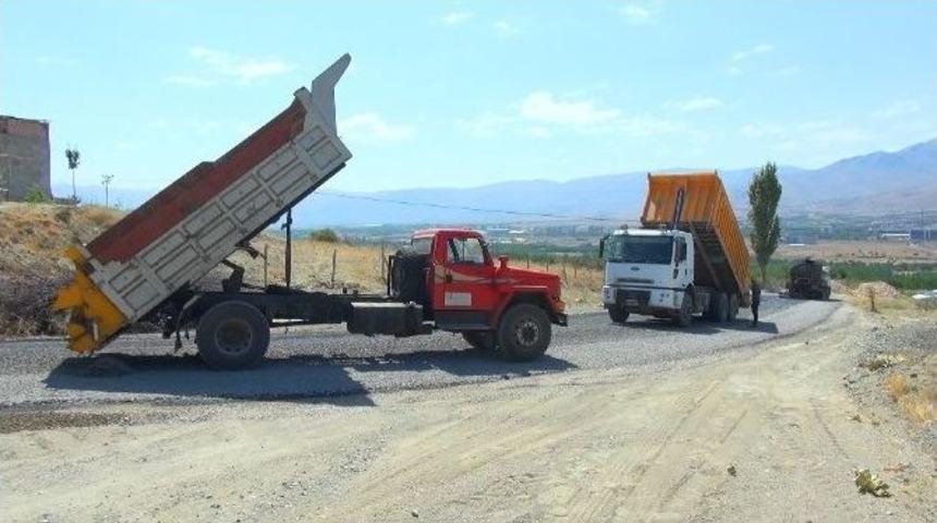 Bulgurlu Mahallesi&rsquo;nin Yolları Asfaltlanıyor