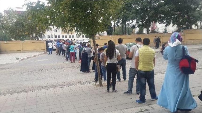 Kpss&rsquo;de Son G&uuml;n Kuyruğu