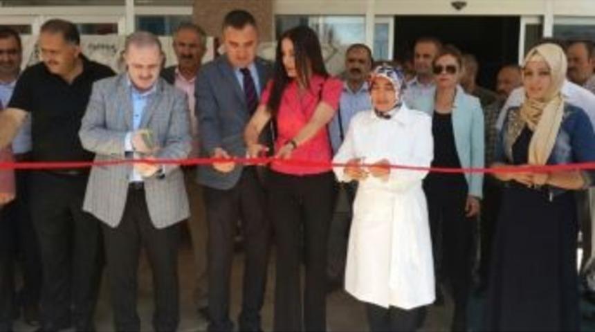 Tuşba Adem&rsquo;den Yılsonu Sergisi