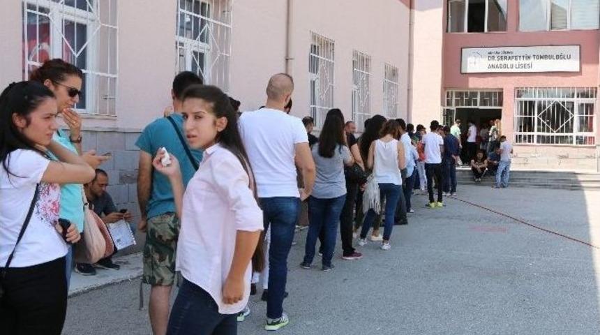 Gölbaşı’nda Kpss İçin 3 Bin 740 Kişi Başvurdu