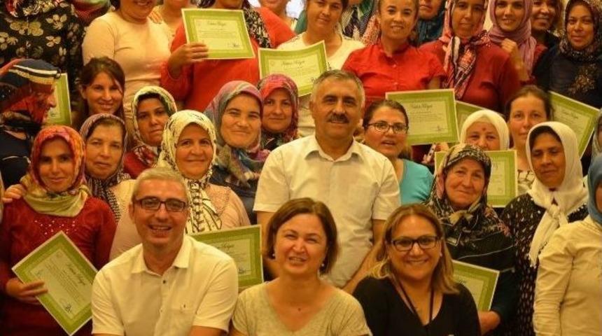 &lsquo;incir &Uuml;retiminde Kadın Eli&rsquo; Projesi Devam Ediyor