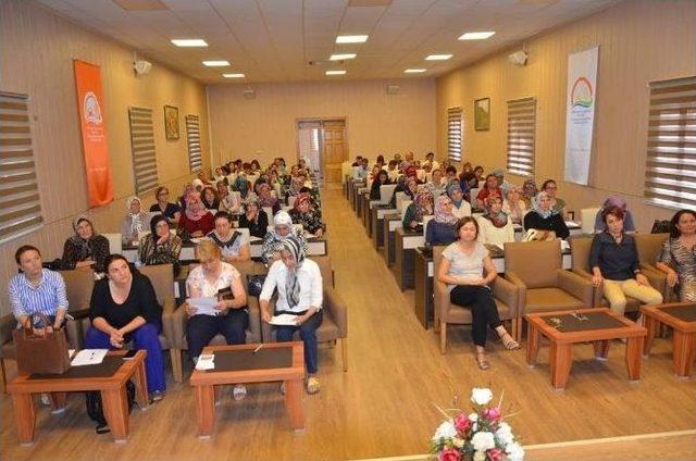 ‘incir Üretiminde Kadın Eli’ Projesi Devam Ediyor