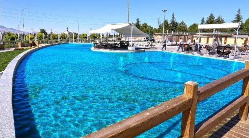 Necmettin Erbakan Parkı Karaman&rsquo;ın G&ouml;zde Parkı Oldu