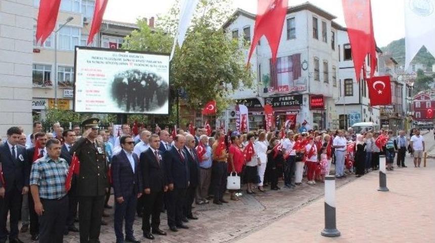 Atat&uuml;rk&rsquo;&uuml;n İnebolu&rsquo;ya Gelişi, Şapka Ve Kıyafet İnkılabı&rsquo;nın 91. Yıl D&ouml;n&uuml;m&uuml; Coşkuyla Kutlandı