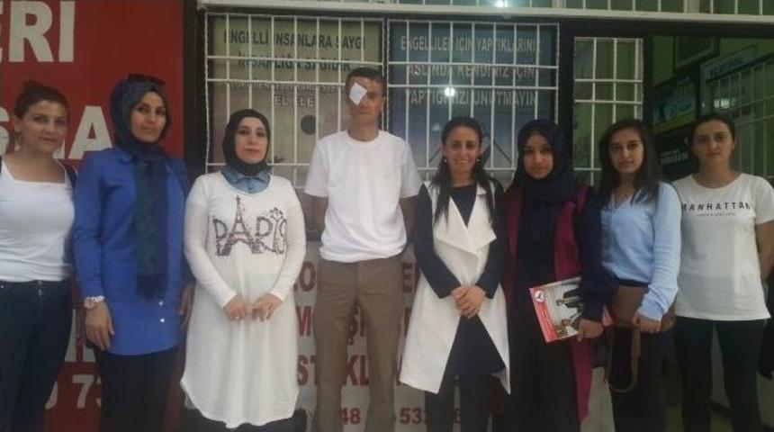 Ak Parti Kadın Kolları&rsquo;ndan Engelli Derneğine Ziyaret