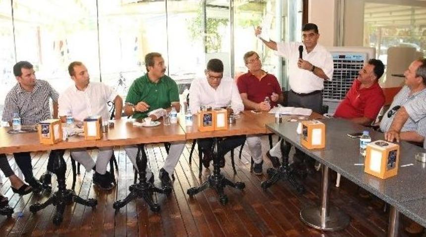 Başkan &Ccedil;etin Muhtarlarla Buluştu