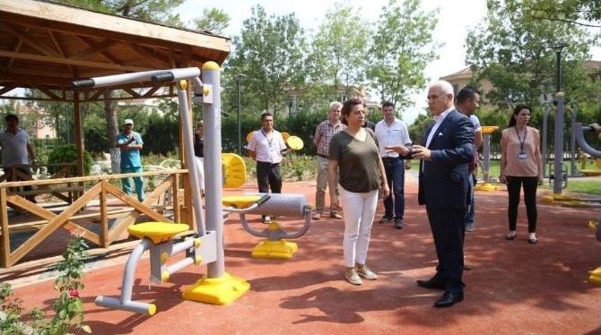 Olgun Gen&ccedil;lik Merkezi A&ccedil;ılış İ&ccedil;in G&uuml;n Sayıyor