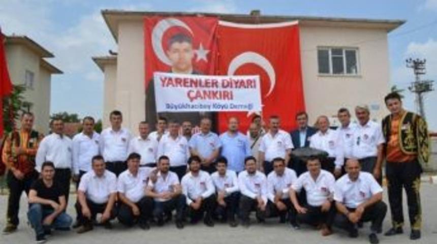 Demokrasi Şehidinin Ailesi’ne Ziyaret