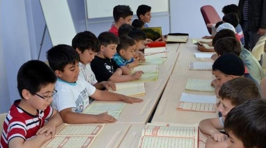 Yaz Kuran Kursuna G&ouml;sterilen İlgi Başkan Bulutlar&rsquo;ı Mutlu Etti