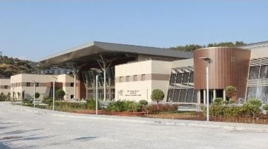 Kuşadası Efes Kongre Merkezi’nin İhalesi Ertelendi