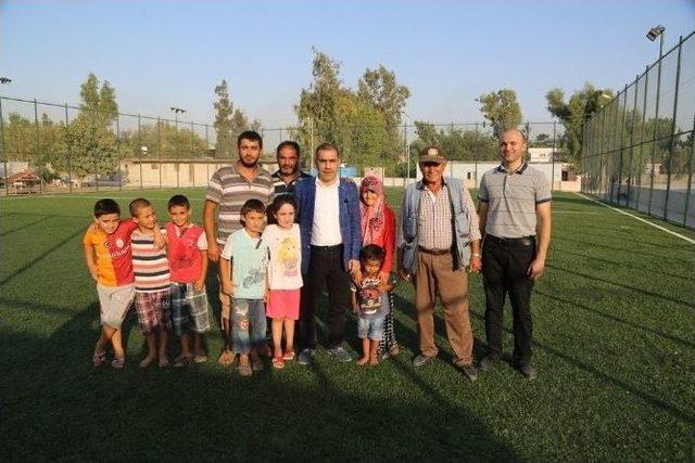 Başkan Çelikcan, Çocuklarla Futbol Oynadı