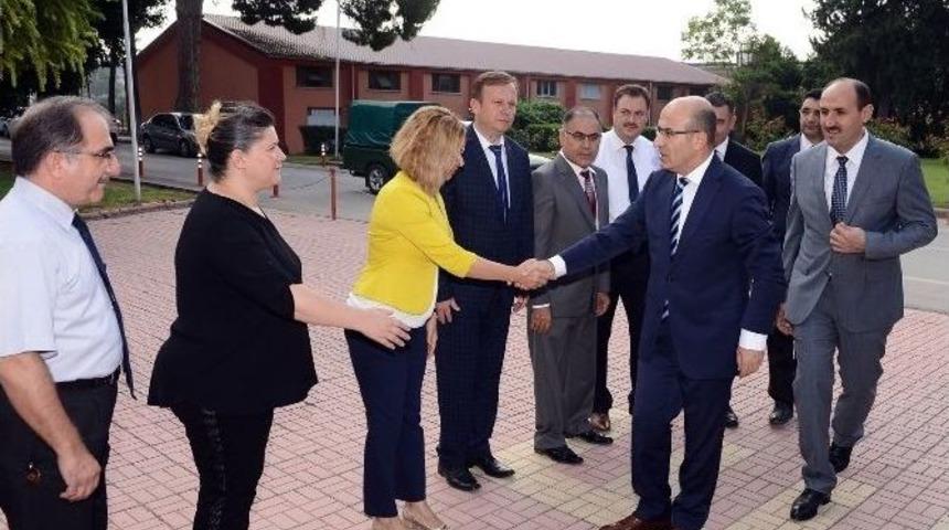 Vali Demirtaş, İl Gıda Tarım Ve Hayvancılık M&uuml;d&uuml;rl&uuml;ğ&uuml;&rsquo;nde Brifing Aldı