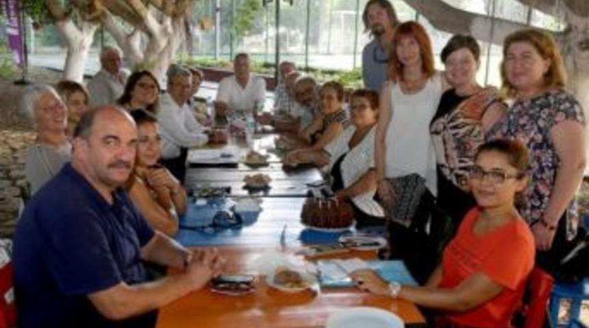 Mezitli&rsquo;de, Demokrasi Şenliği &Ouml;ncesi Tek Y&uuml;rek Oldular