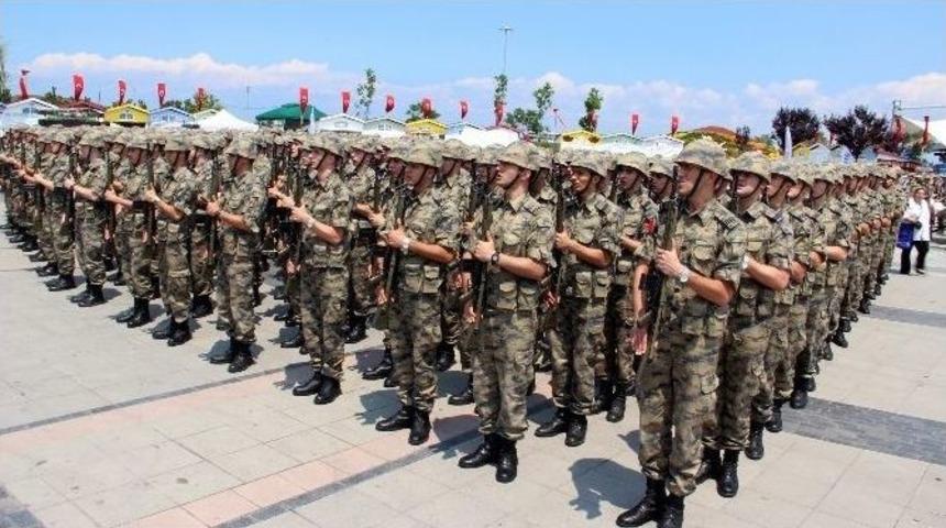 Yalova Kent Konseyi&rsquo;nden Harp Okuluna Destek
