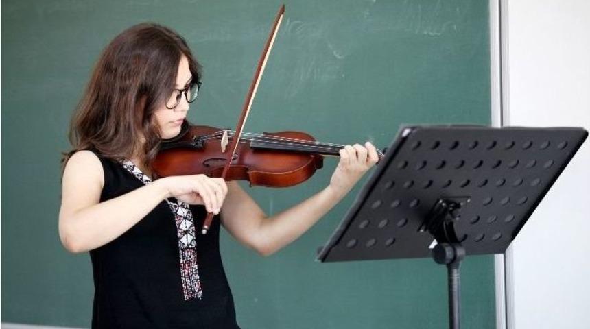 İbrahim &Ccedil;e&ccedil;en &Uuml;niversitesi&rsquo;nde Yetenek Sınavlarına Yoğun İlgi