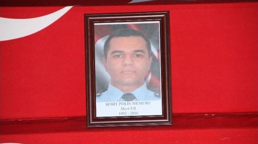 Şehit Polis Memuruna Uğurlama T&ouml;reni