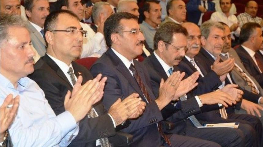 Bakan T&uuml;fenkci: &ldquo;birileri T&uuml;rkiye&rsquo;nin G&uuml;ndemi Ter&ouml;r Olsun Diye Uğraşıyor&rsquo;&rsquo;