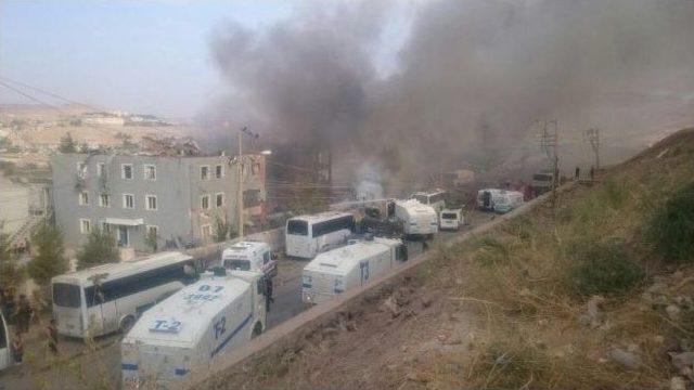 Cizre Emniyet M&uuml;d&uuml;rl&uuml;ğ&uuml; Binasına Bombalı Saldırı 2