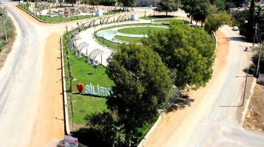 Silifke&rsquo;de Su B&uuml;kl&uuml;m&uuml; Parkında Sona Gelindi
