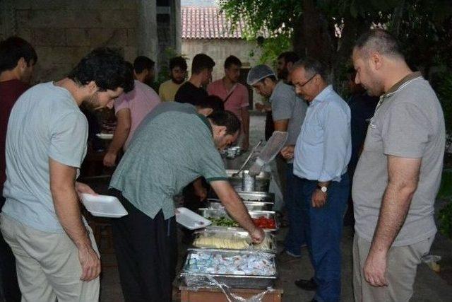 Yüreğir Ve Adana Gençlik Merkezi Gençleri Ulu Cami’de