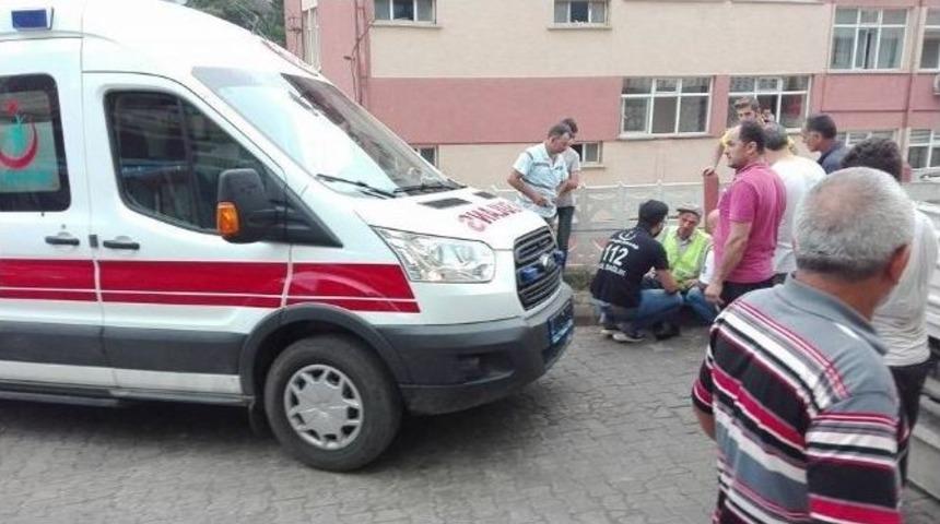 Kamyonet İle Patpat &Ccedil;arpıştı: 1 Yaralı