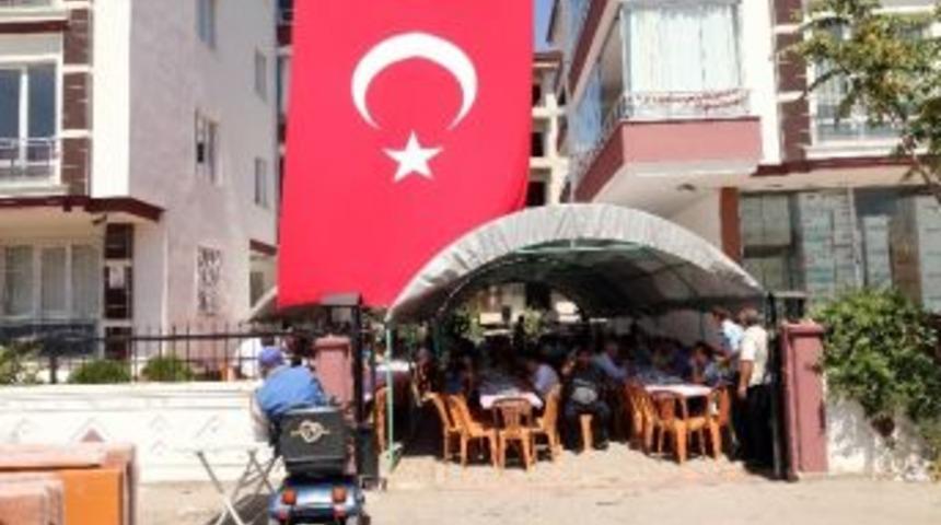 Şehit &Ouml;nder G&uuml;zel İ&ccedil;in Mevlit Okutuldu