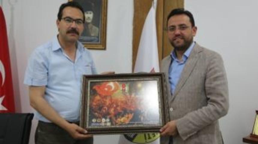 Gizligider, Gazeteciler Cemiyetini Ziyaret Etti