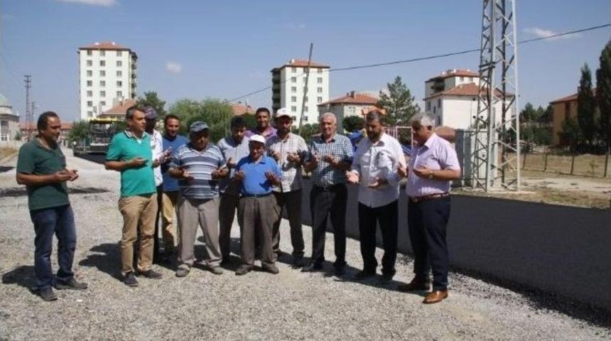 Sorgun Belediyesi Asfalt &Ccedil;alışmalarını S&uuml;rd&uuml;r&uuml;yor