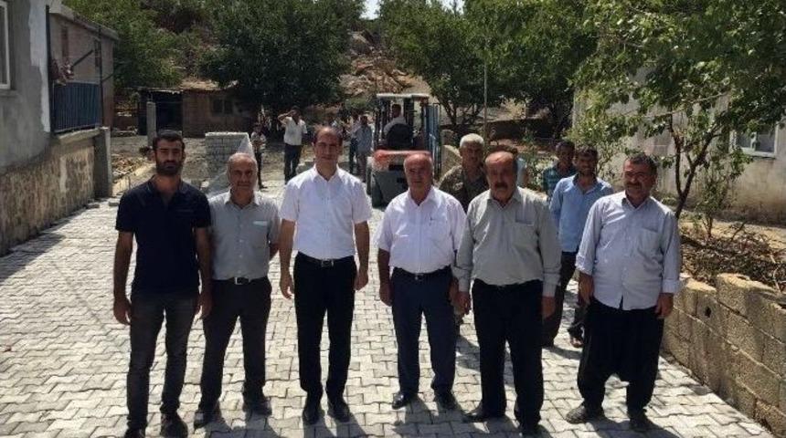 Tut İl&ccedil;esinde 3 K&ouml;ye Kilitli Taş D&ouml;şeniyor