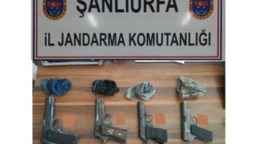 Jandarmadan Silah Ka&ccedil;ak&ccedil;ılarına Operasyon