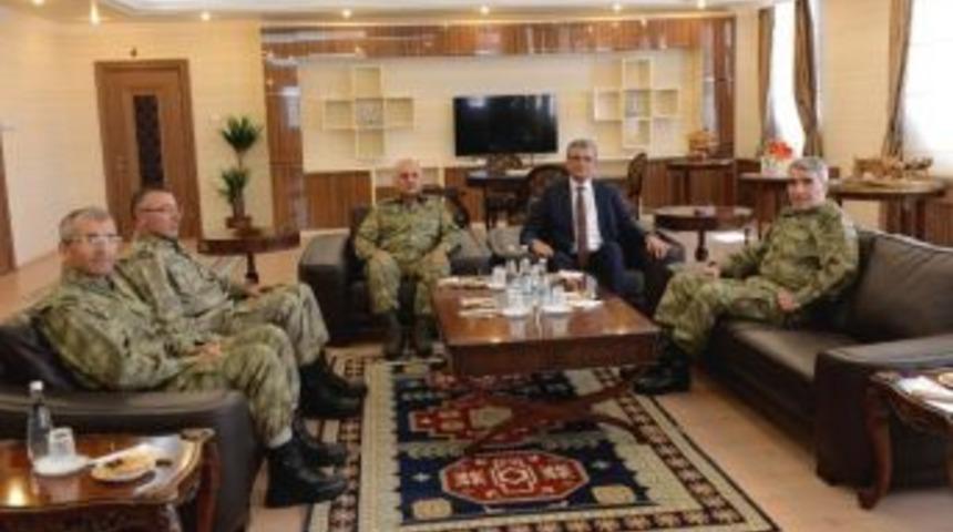 Orgeneral Savaş&rsquo;tan, Vali &Ouml;zefe&rsquo;ye Ziyaret