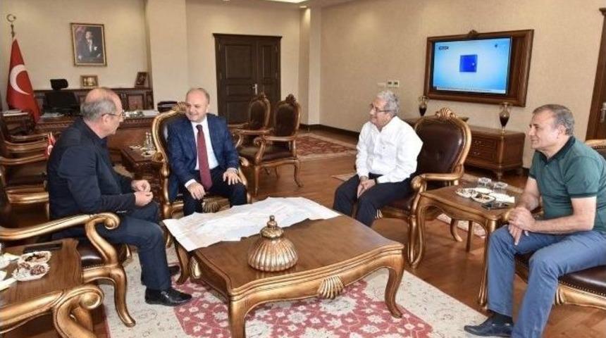 Tcdd Genel M&uuml;d&uuml;r&uuml; Apaydın, Vali &Ccedil;akacak&rsquo;ı Ziyaret Etti