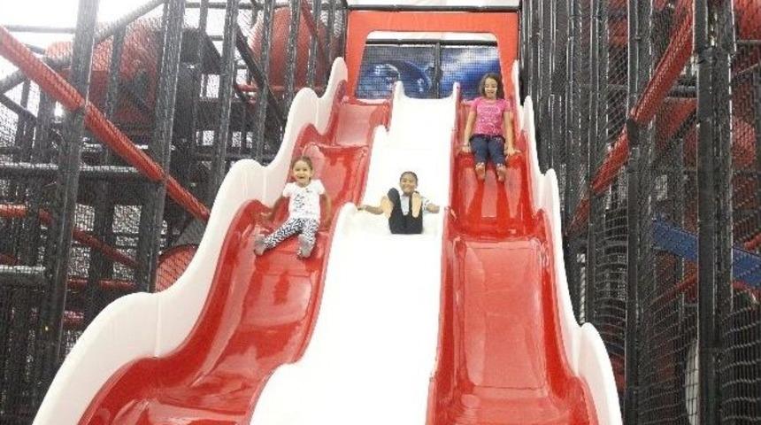 Zıp Zıp Park&rsquo;ta Eğlendiler