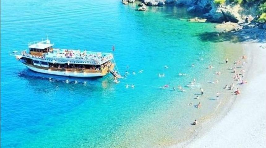 İ&ccedil;meler&rsquo;de Tekne Turlarına Yoğun İlgi